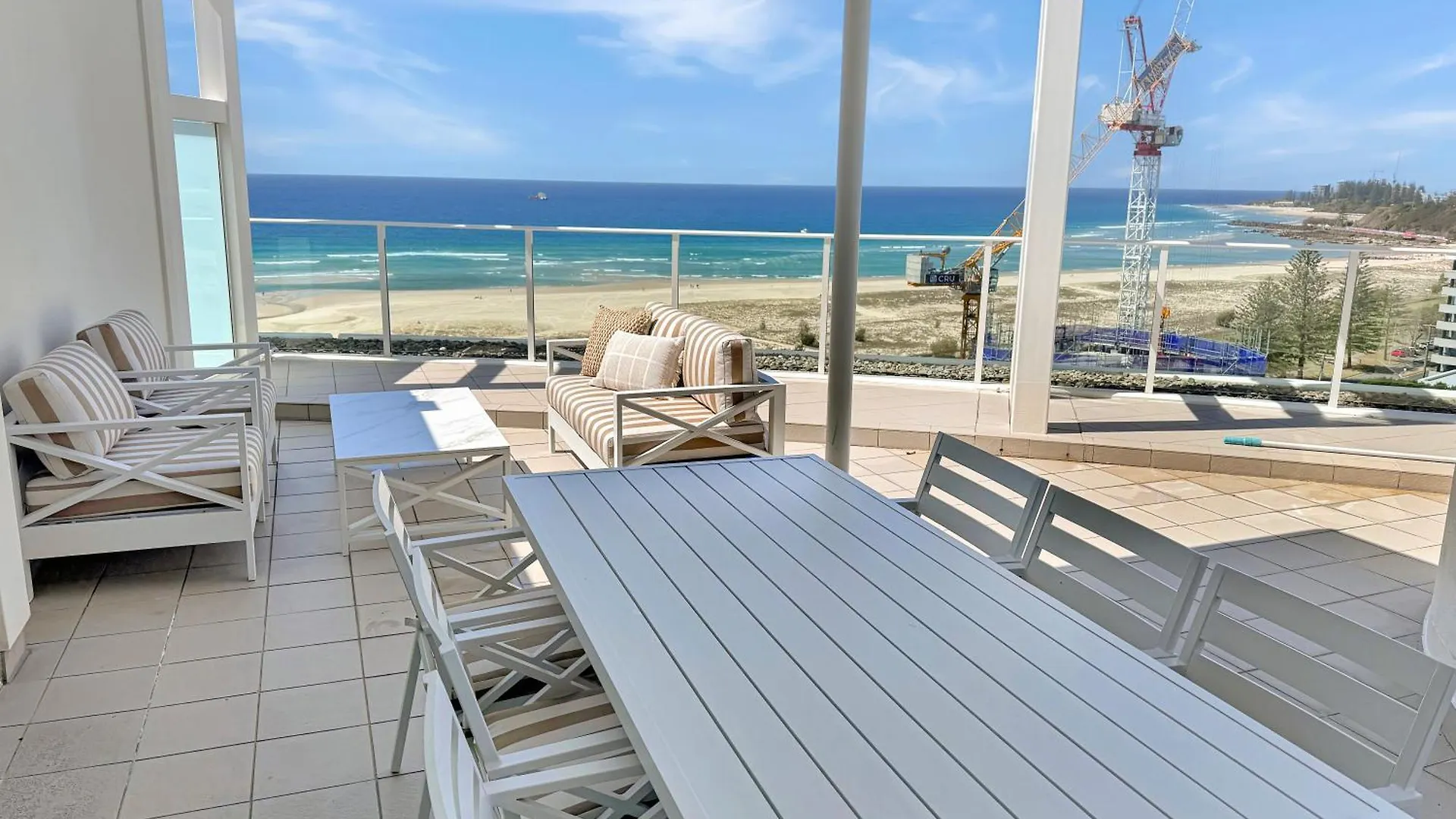 Apartment New 2 Level Coastal Luxe Penthouse With Rooftop Gold Coast Australia