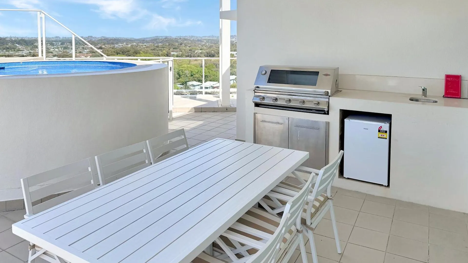 Apartment New 2 Level Coastal Luxe Penthouse With Rooftop Gold Coast