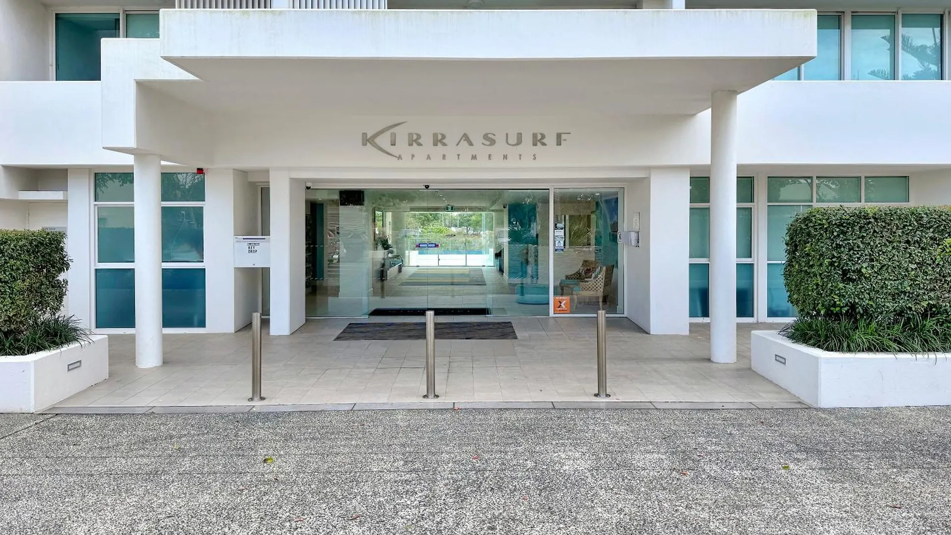 New 2 Level Coastal Luxe Penthouse With Rooftop Gold Coast 0*,  Australia