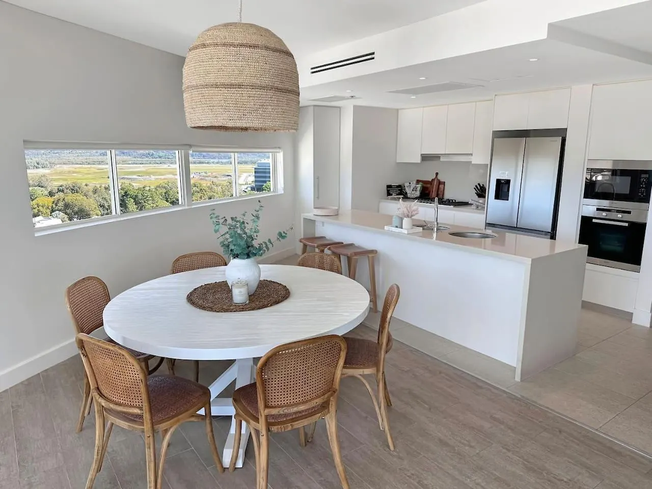 Apartment New 2 Level Coastal Luxe Penthouse With Rooftop Gold Coast Australia