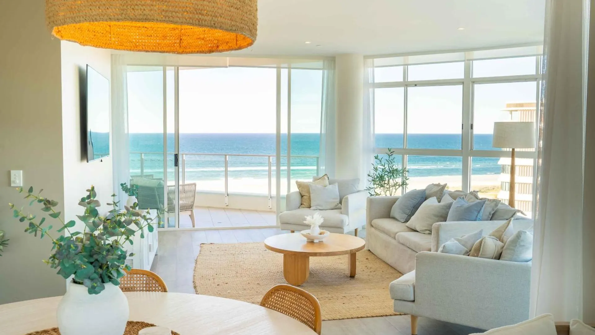 Coastal Penthouse 3Br Luxe Living Over Kirra Beach غولد كوست أستراليا